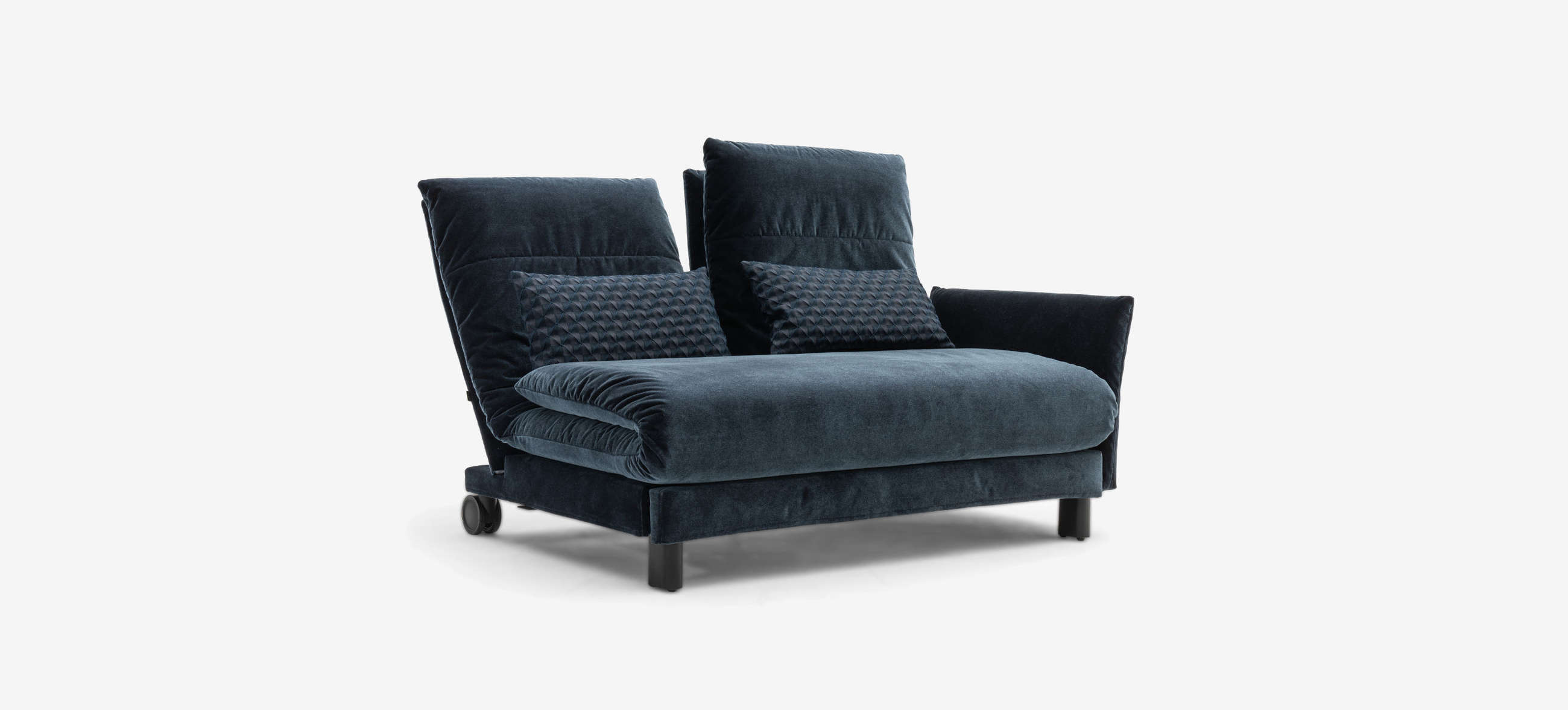 Schlafsofa Valentina mit klappbaren Rücken von Signet. Signet Schlafsofa Valentina