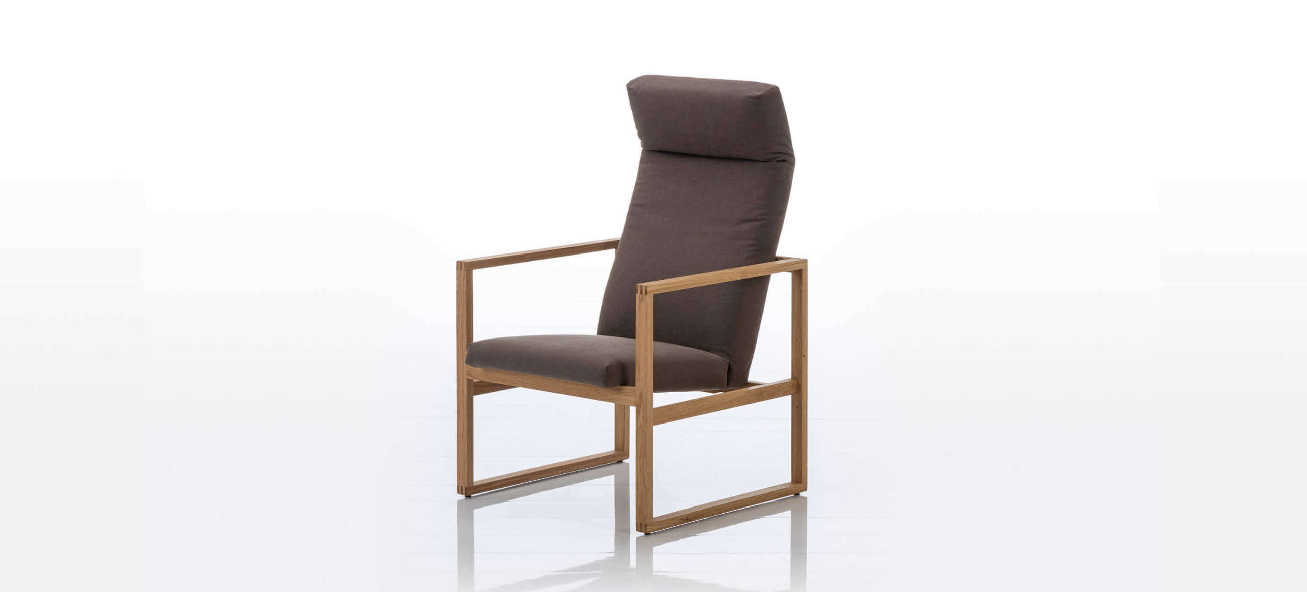 Bruehl Sessel Grace wood high mit Eichenholz. bruehl sessel grace wood high Eichenholz