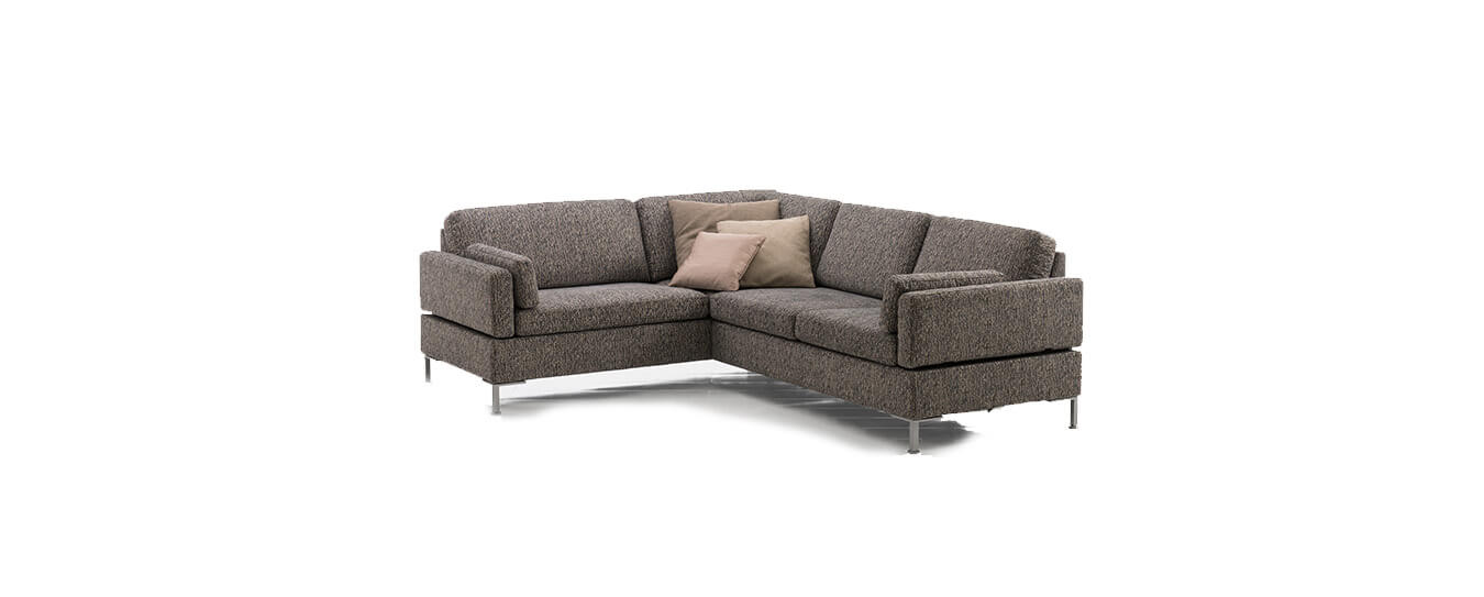 Das Brühl Ecksofa Alba mit Sitztiefenverstellung und Kopfstützen. Brühl Ecksofa Alba All_in_One