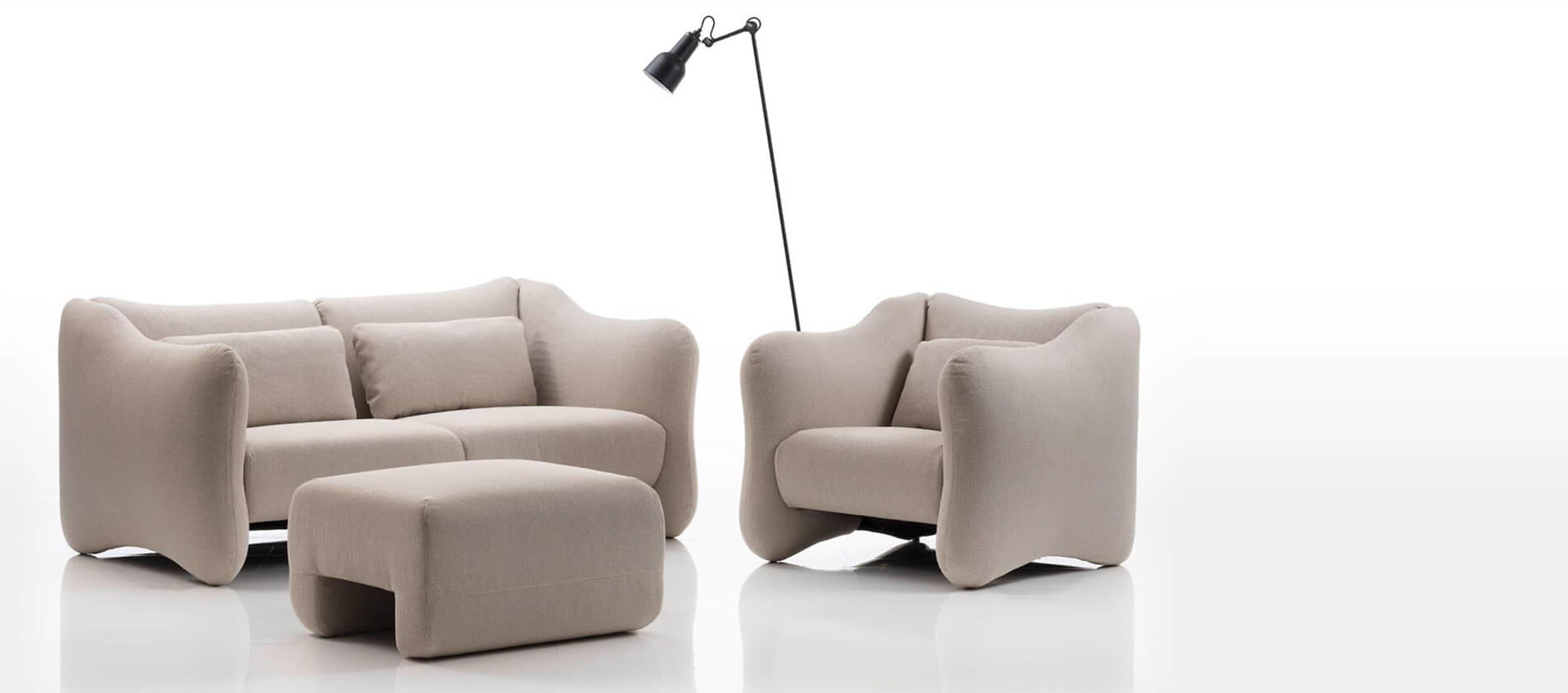 Sofa, Sessel und Hocker Bongo Bay von Brühl. Sofa Sessel Hocker Bongo Bay Brühl Stoff beige