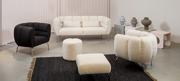 Sofa und Sessel Magnolia von Brühl mit passendem Hocker. sofa magnolia brühl sessel
