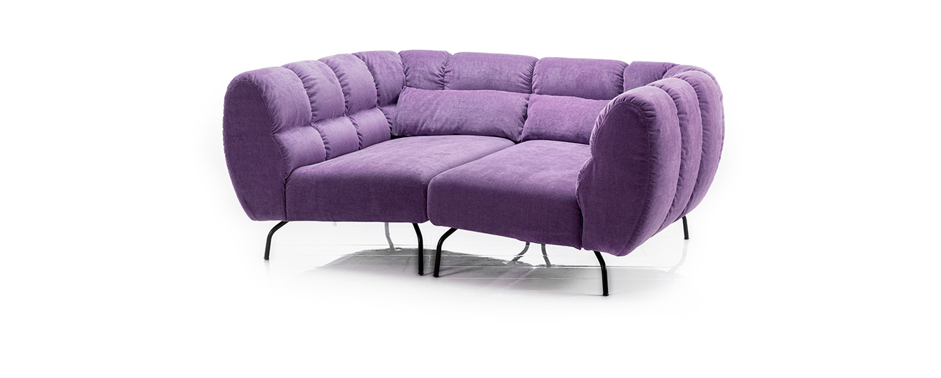 Das Sofa Magnolia von Brühl als Big Sofa aus zwei Longchairs. sofa magnolia brühl lila