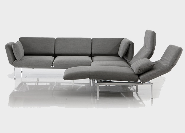 Das Bruehl Ecksofa Roro mit zwei 2-Sitzern und verstellten Rücken. Bruehl Ecksofa Roro 2-Sitzer Funktion