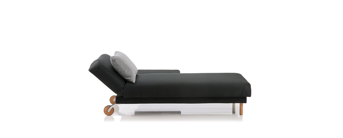 Hier sehen Sie die Tam Liege von Brühl. Brühl Tam Liege Schlafsofa
