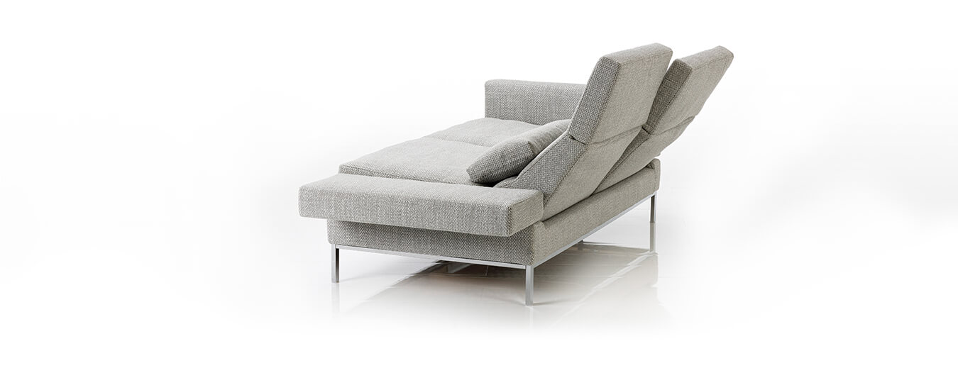 Das Funktionssofa Tomo soft von Brühl in der Rückansicht. sofa tomo soft bruehl