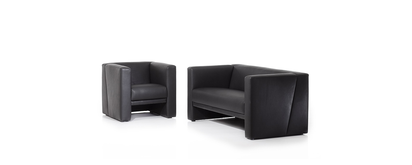 Hier sehen Sie den Sessel und Sofa Visavis von Brühl. Brühl Sofa Sessel Visavis