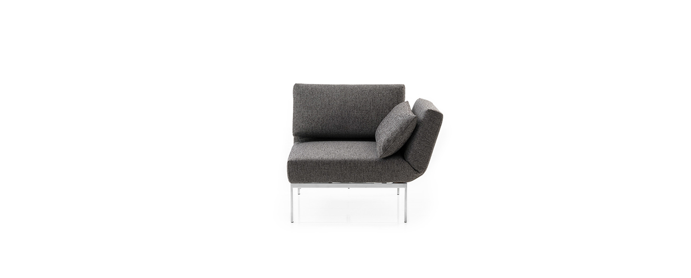 Der Schlafsessel roro soft von Brühl, bezogen in Stoff. Sessel Schlafsessel roro soft brühl