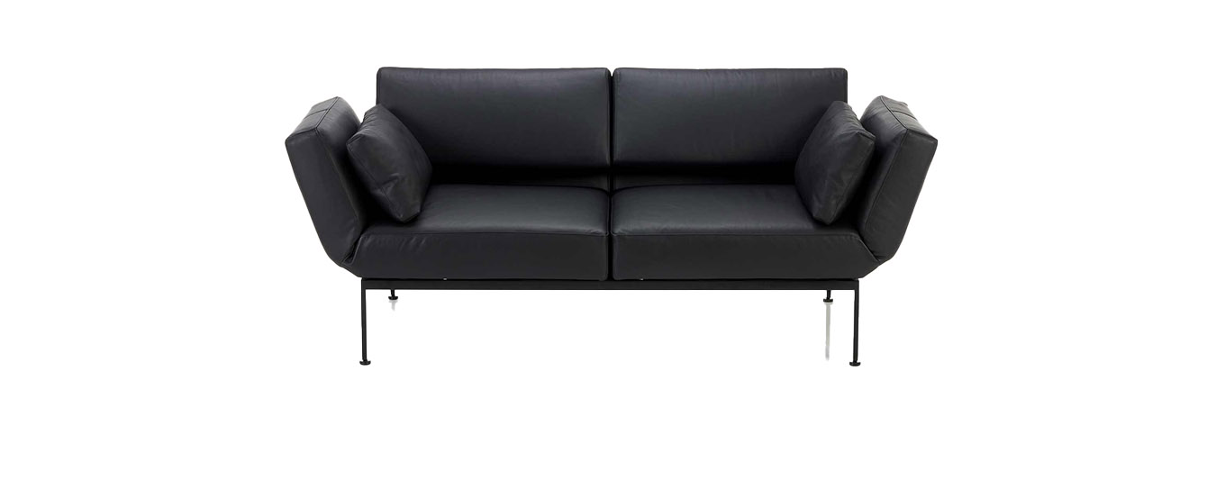 Das Sofa Roro Spring von Brühl in schwarzem Leder Lama. sofa roro spring brühl funktionssofa leder lama