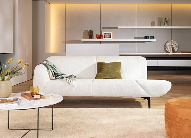 Das Sofa Como von Jori im Stoff Mamaye. sofa como jori stoff weiß