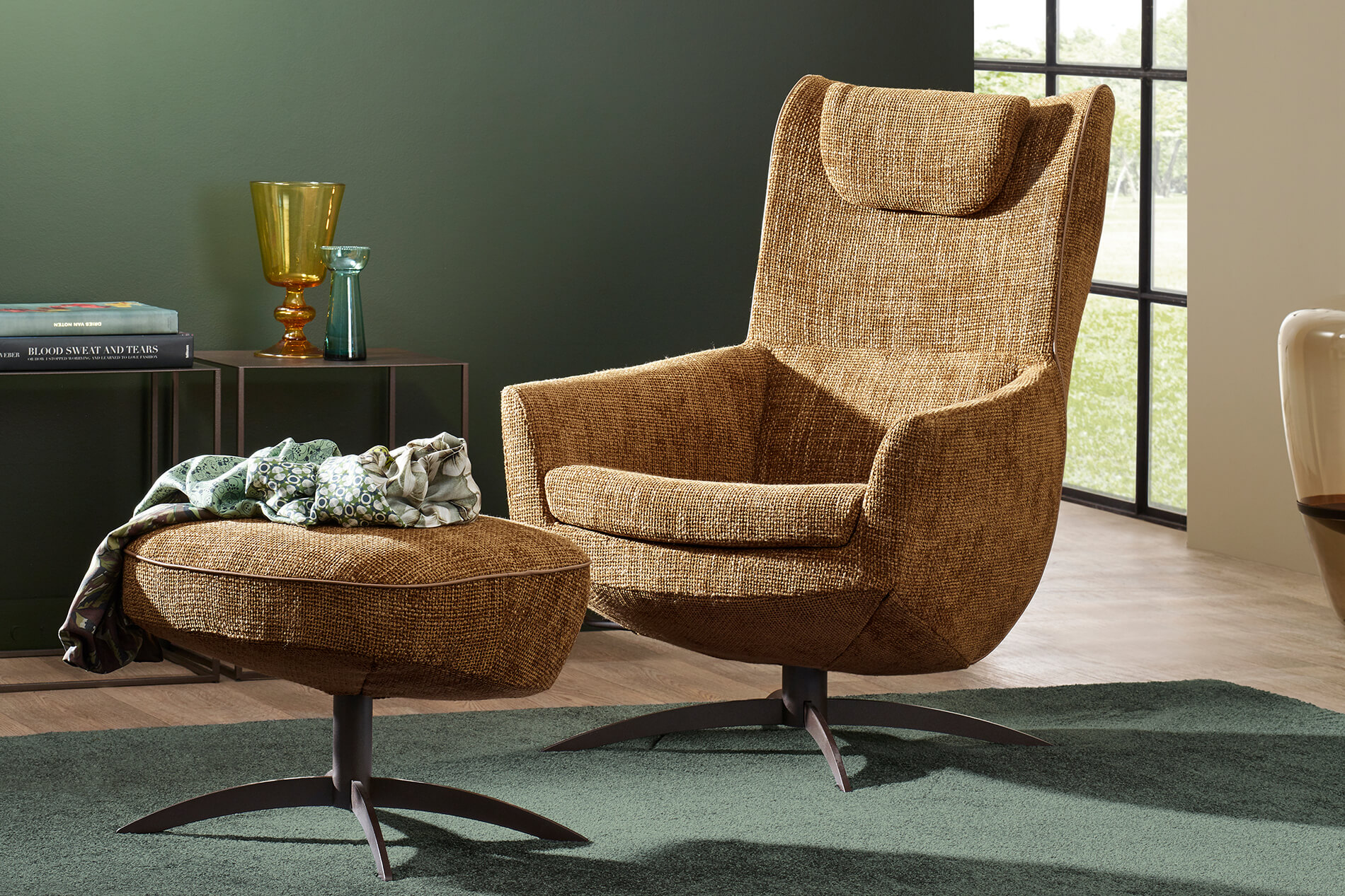 Der Loungesessel Griffon von Jori. Loungesessel Sessel Griffon Jori