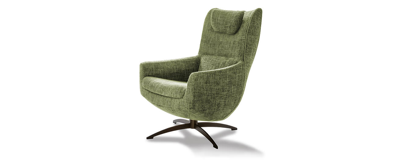 Der Loungessel Griffon von Jori im Stoff Axil, Farbe 019. Loungesessel Sessel Griffon Jori