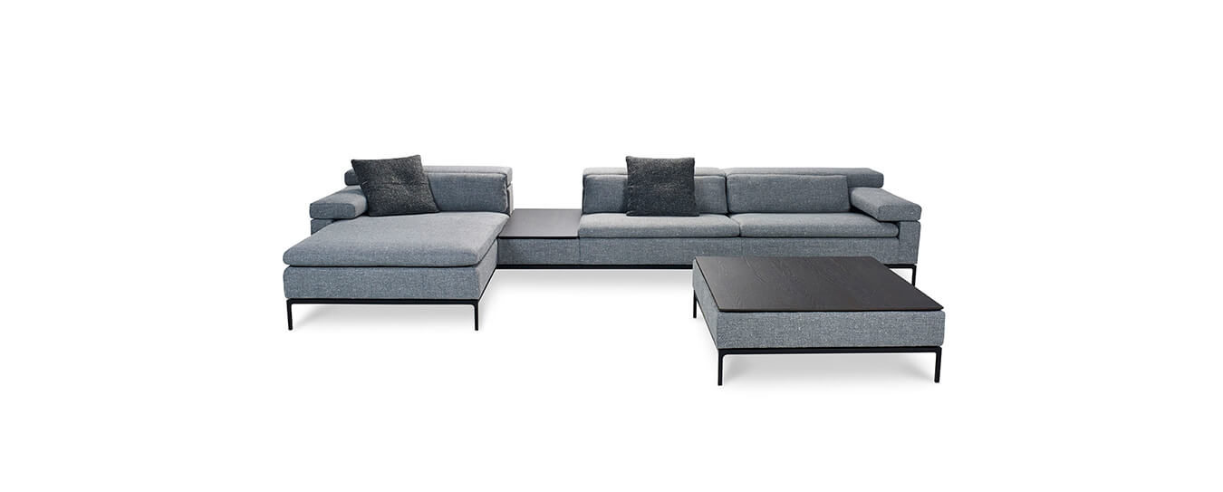Ecksofa und Hocker Shiva von Jori in grauem Stoff. ecksofa hocker shiva jori grau