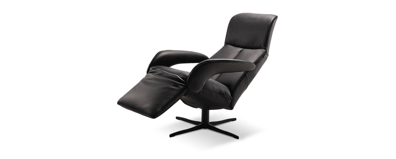 Der Relaxsessel Symphony von Jori in schwarzem Leder. relaxsessel sessel symphony jori leder