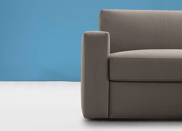 Die Armlehne medium des Schlafsofas Bedsofa von Pol74. schlafsofa bedsofa pol74 armlehne medium