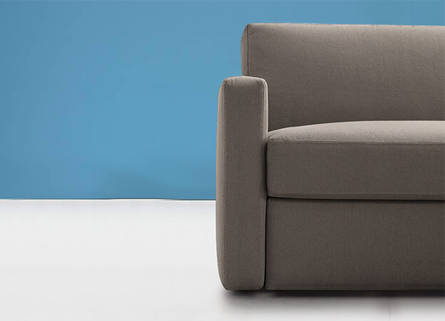 Die Armlehne small des Schlafsofas Bedsofa von Pol74. schlafsofa bedsofa pol74 armlehne small