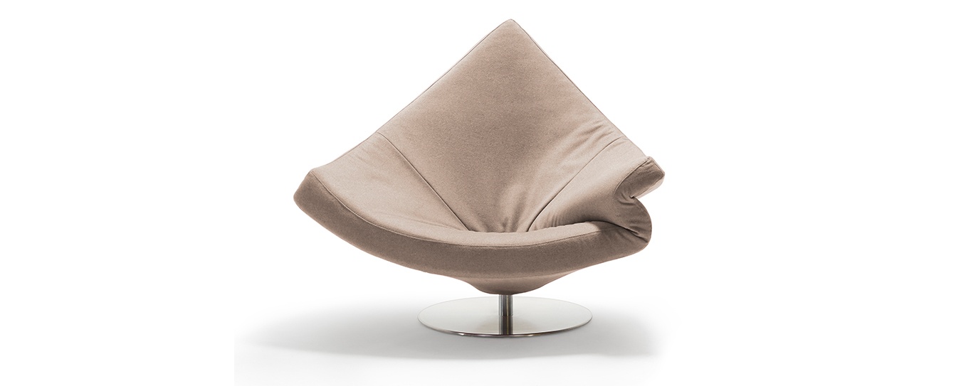 Der Clou Sessel von Signet im Stoff Lana, Farbe Natur. Signet Sessel Clou