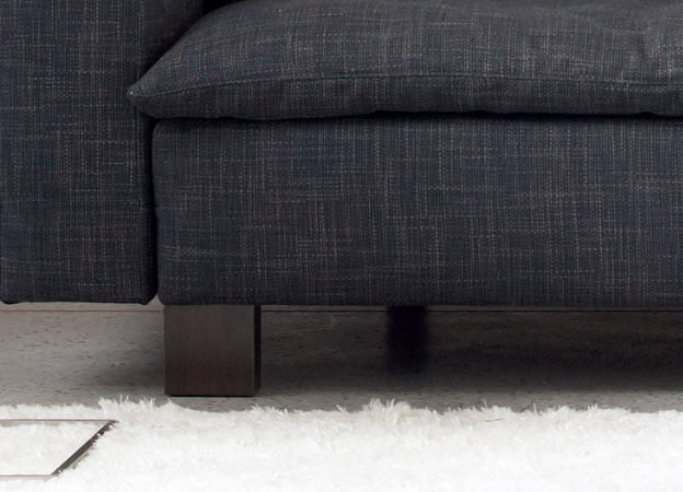 Holzfuss des Isla Sofas von Signet. Holzfuss Wenge Isla Signet Ecksofa Schlafsofa
