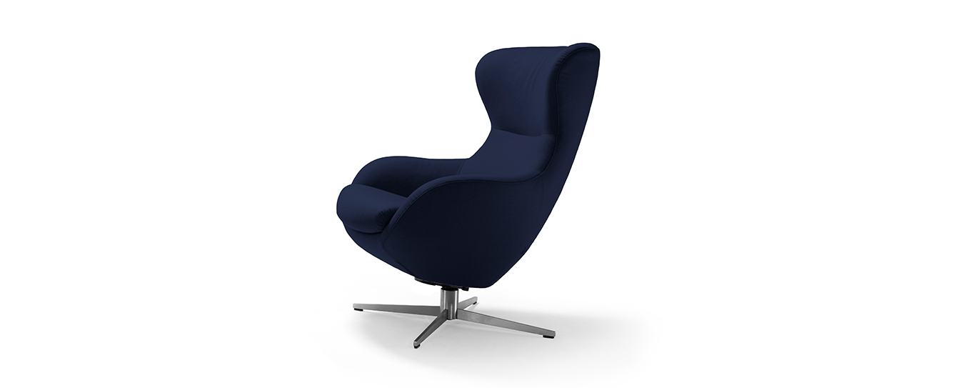 Sessel Jester von Signet im Filzstoff Lana, Farbe dunkelblau. Sessel Jester Signet Stoff Lana blau