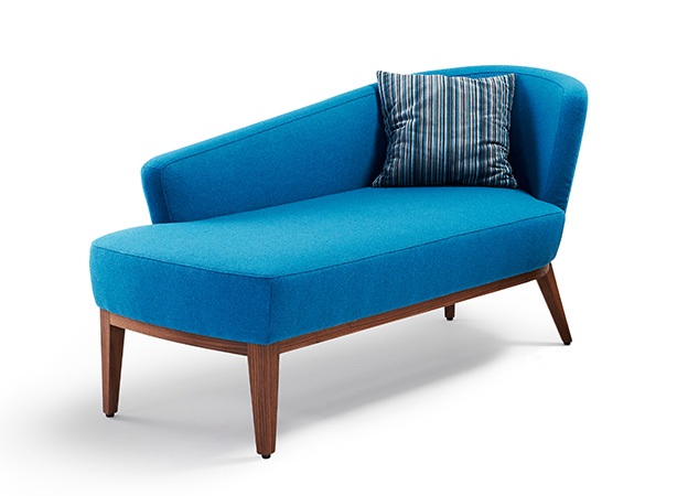 Hier sehen Sie die Chaiselongue Sue von Signet. Signet Chaiselongue Sue