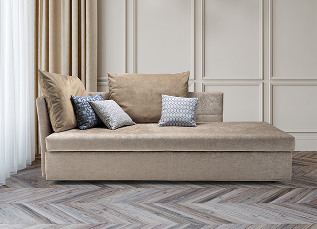 Das Schlafsofa Tatu von Signet mit integriertem Bettkasten. schlafsofa liege tatu signet